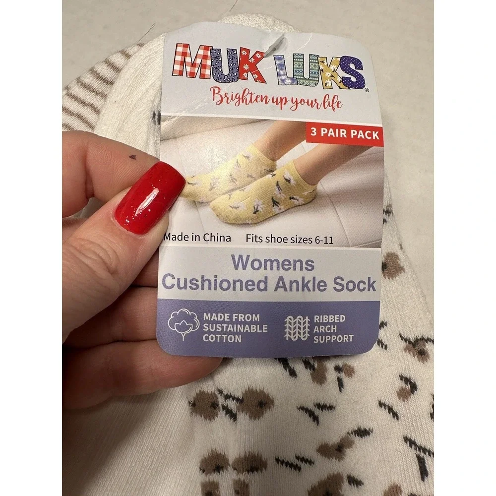 MUK LUKS womens 3 pairs cushioned ankle socks shoe size 6 - 11‎